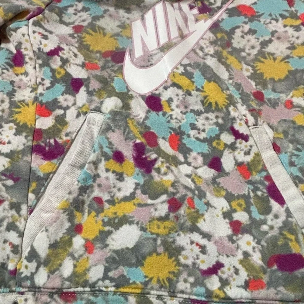 Nike Girls Floral Watercolor Hoodie – Size Small
